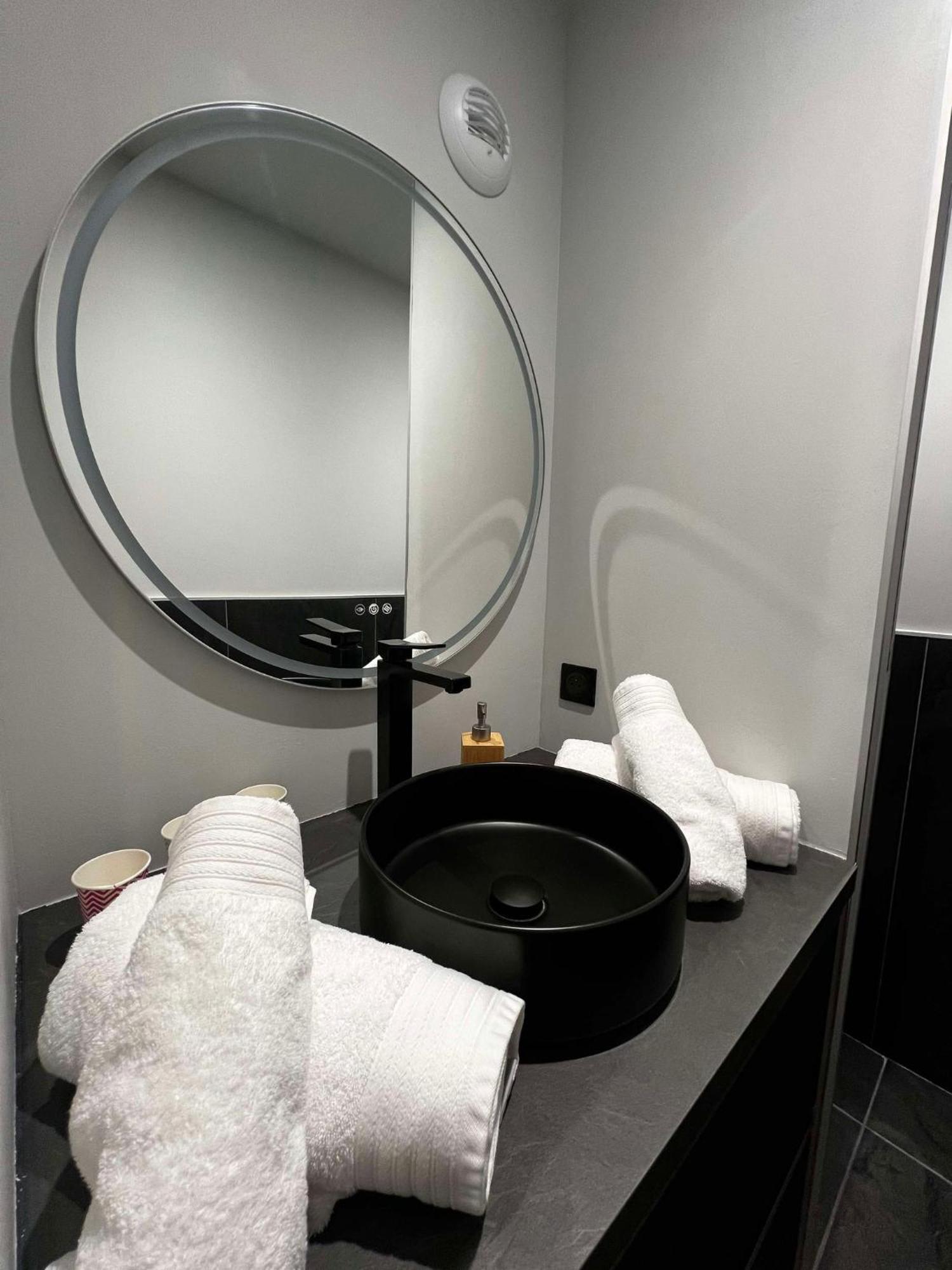 Appartement Le Flamboyant - Wifi - Central - Cosy Εξ Λε Μπαν Εξωτερικό φωτογραφία