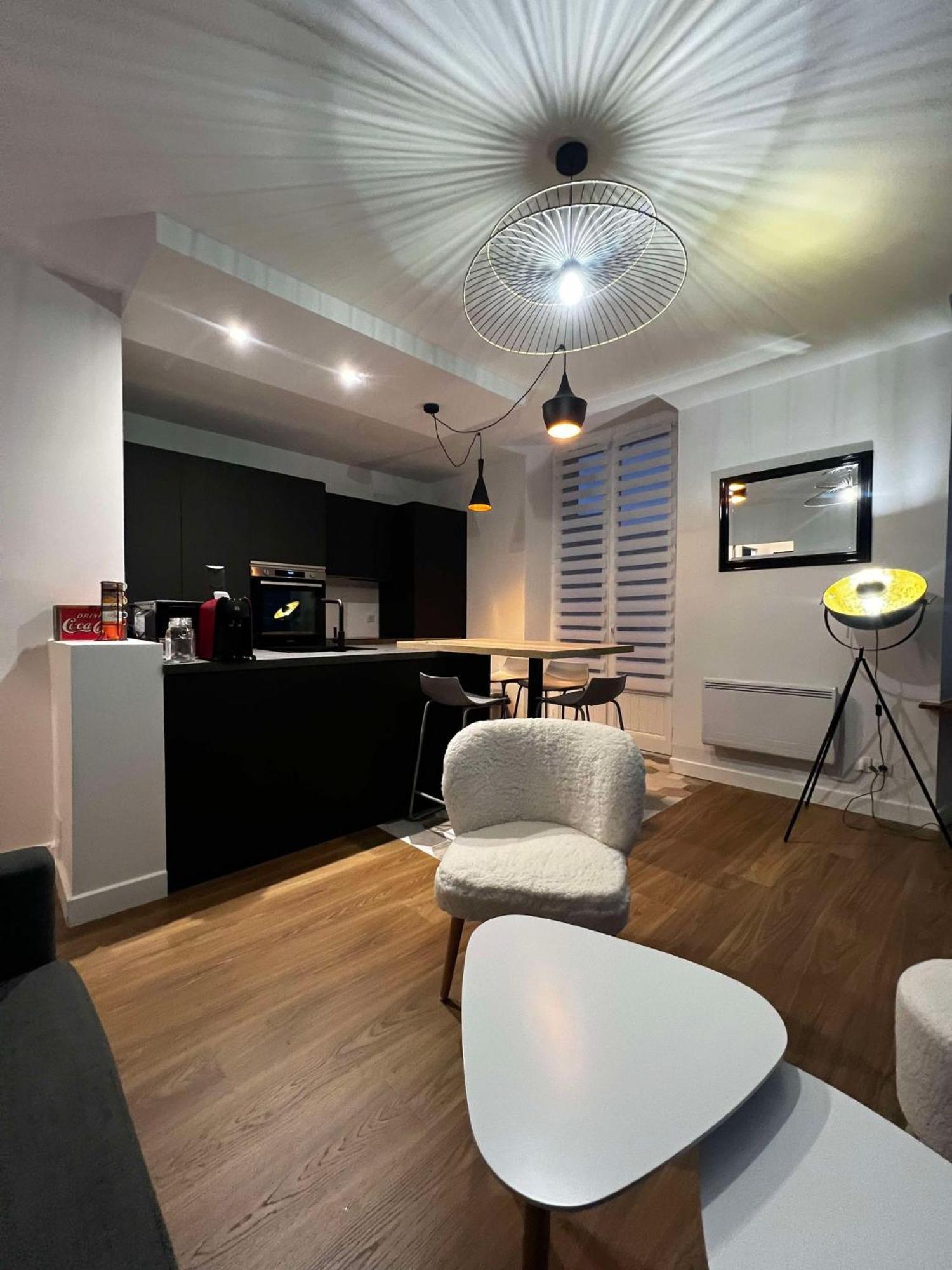 Appartement Le Flamboyant - Wifi - Central - Cosy Εξ Λε Μπαν Εξωτερικό φωτογραφία